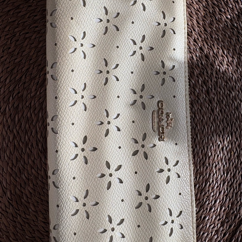 Coach zippered wallet….Cream with a little sparkle….EUC